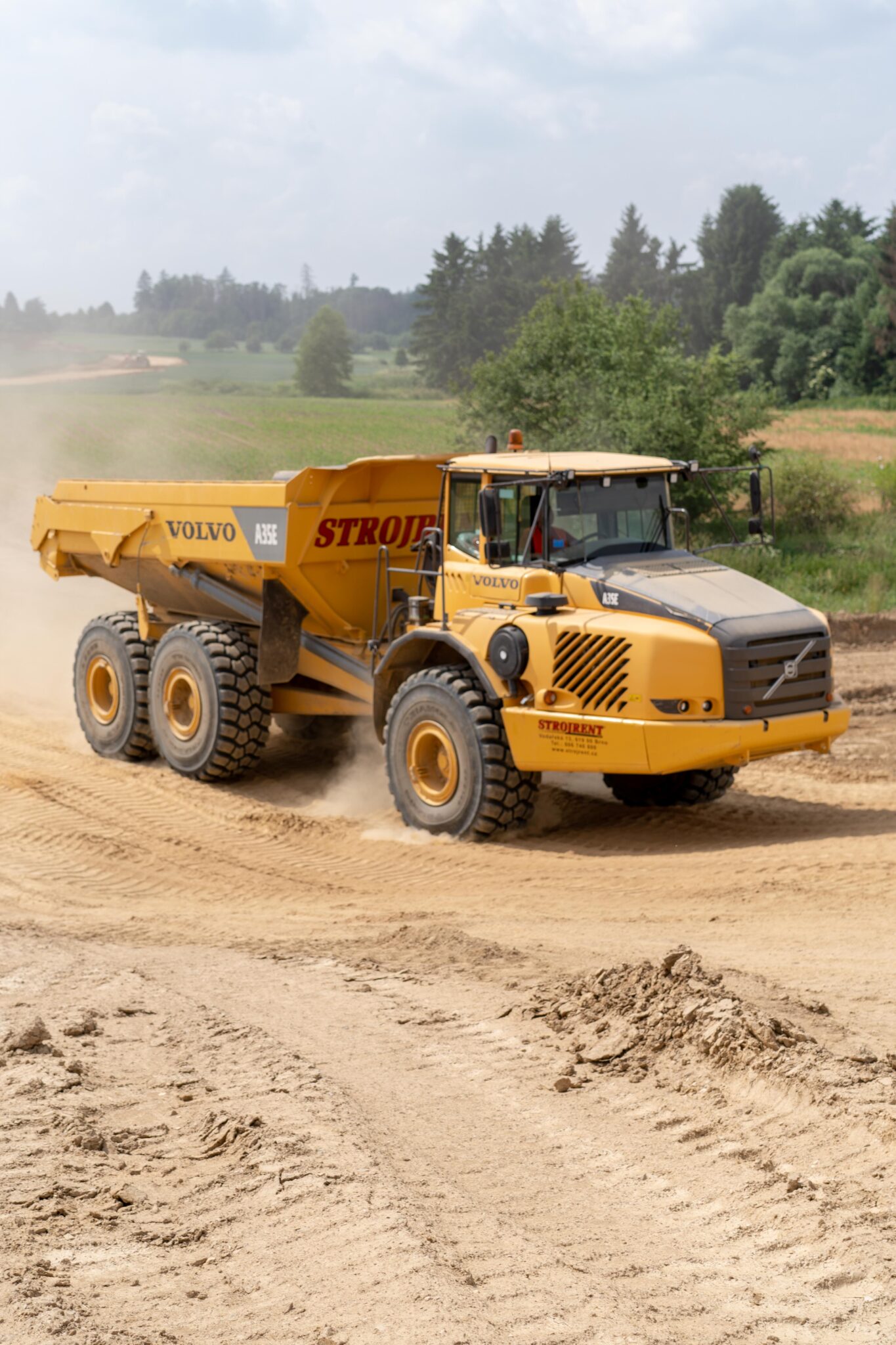 A 35E 1 scaled | Dispečer