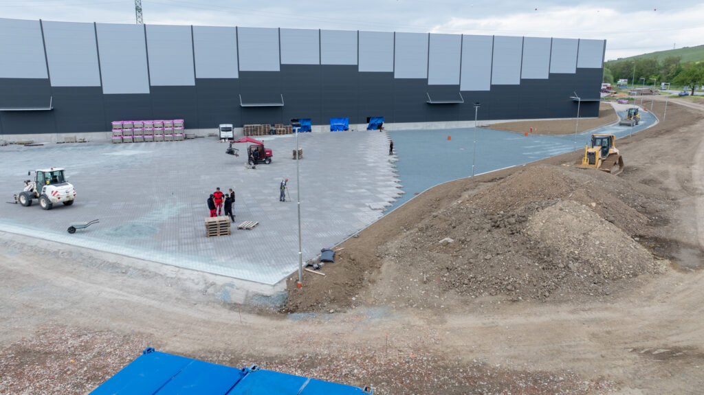 DJI 20250506151301 0018 D 14 | MOSS logistics - rozšíření terminálu T2